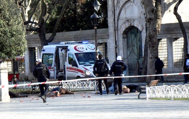 Турция задержала троих россиян после взрыва в Стамбуле